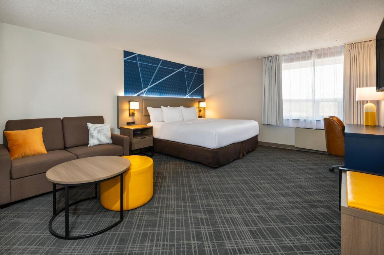 Comfort Inn & Suites Barrie Extérieur photo