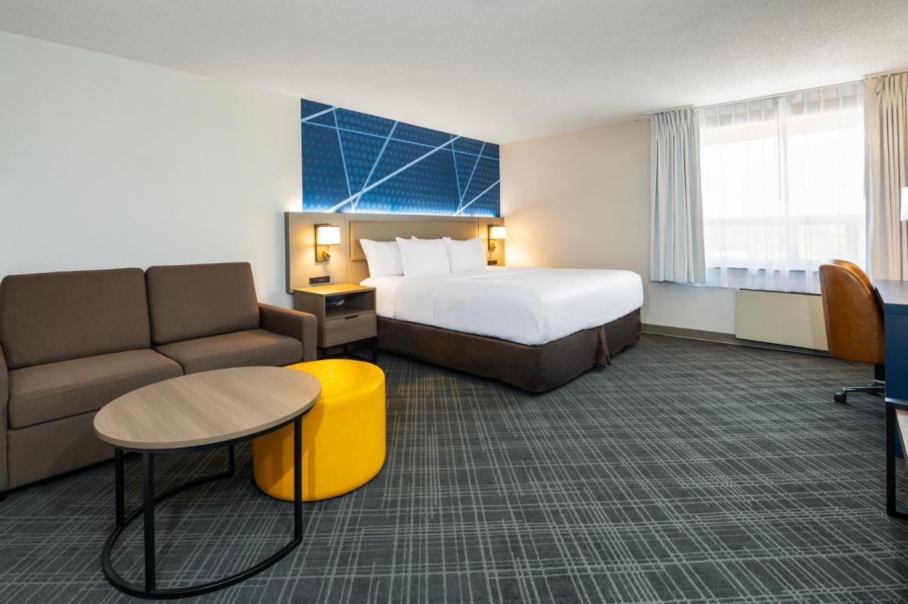 Comfort Inn & Suites Barrie Extérieur photo