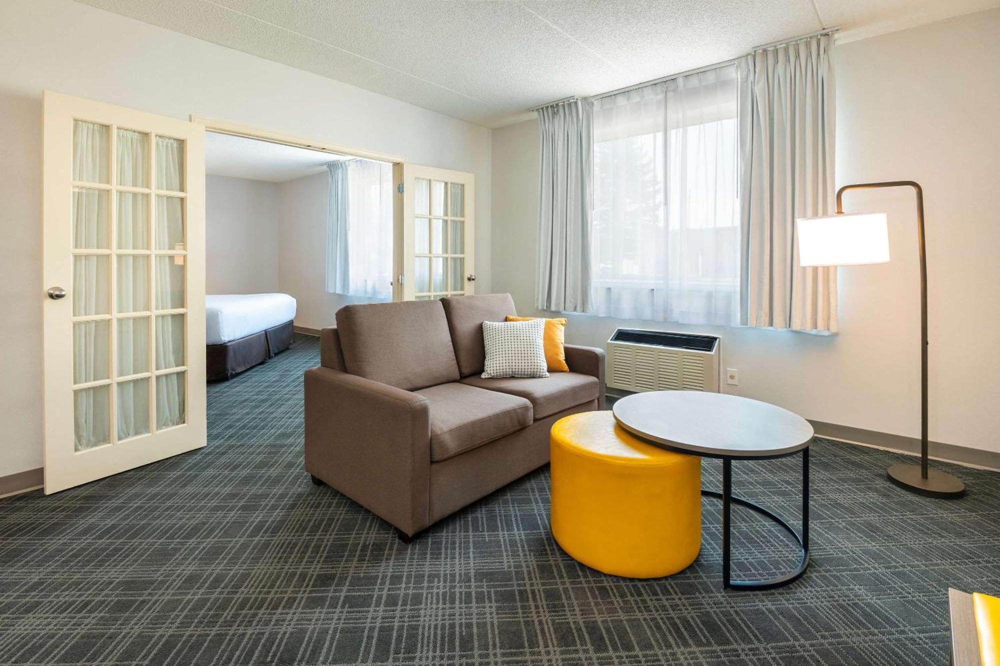 Comfort Inn & Suites Barrie Extérieur photo